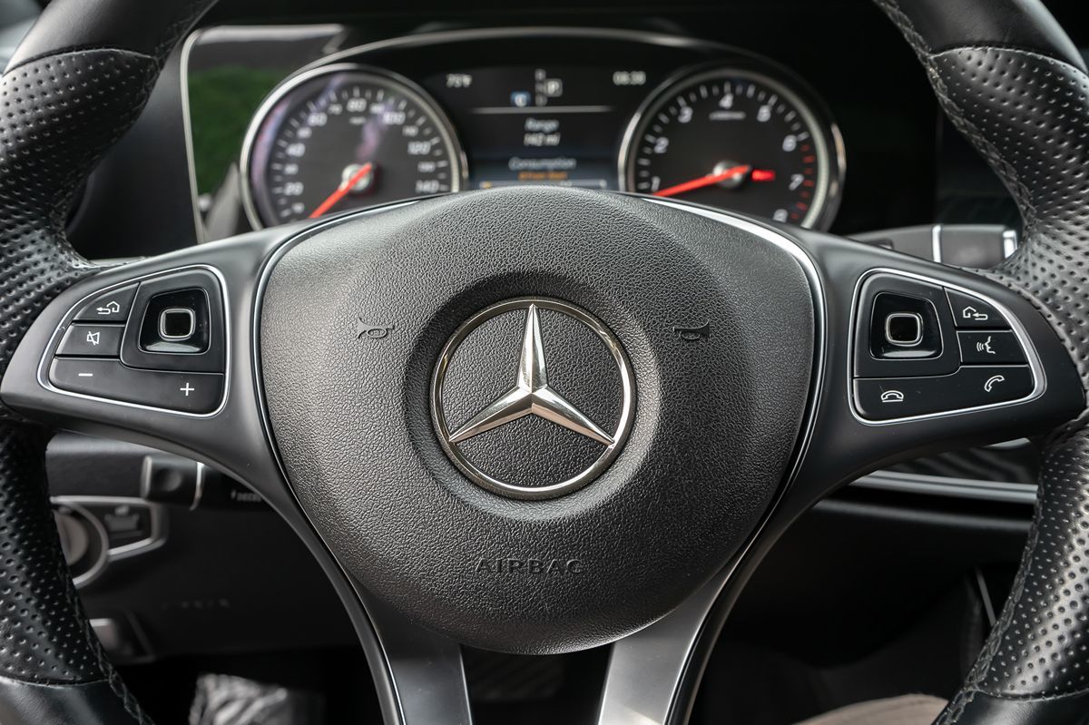 2017 Mercedes Benz E 300 Sport Sedan photo 23