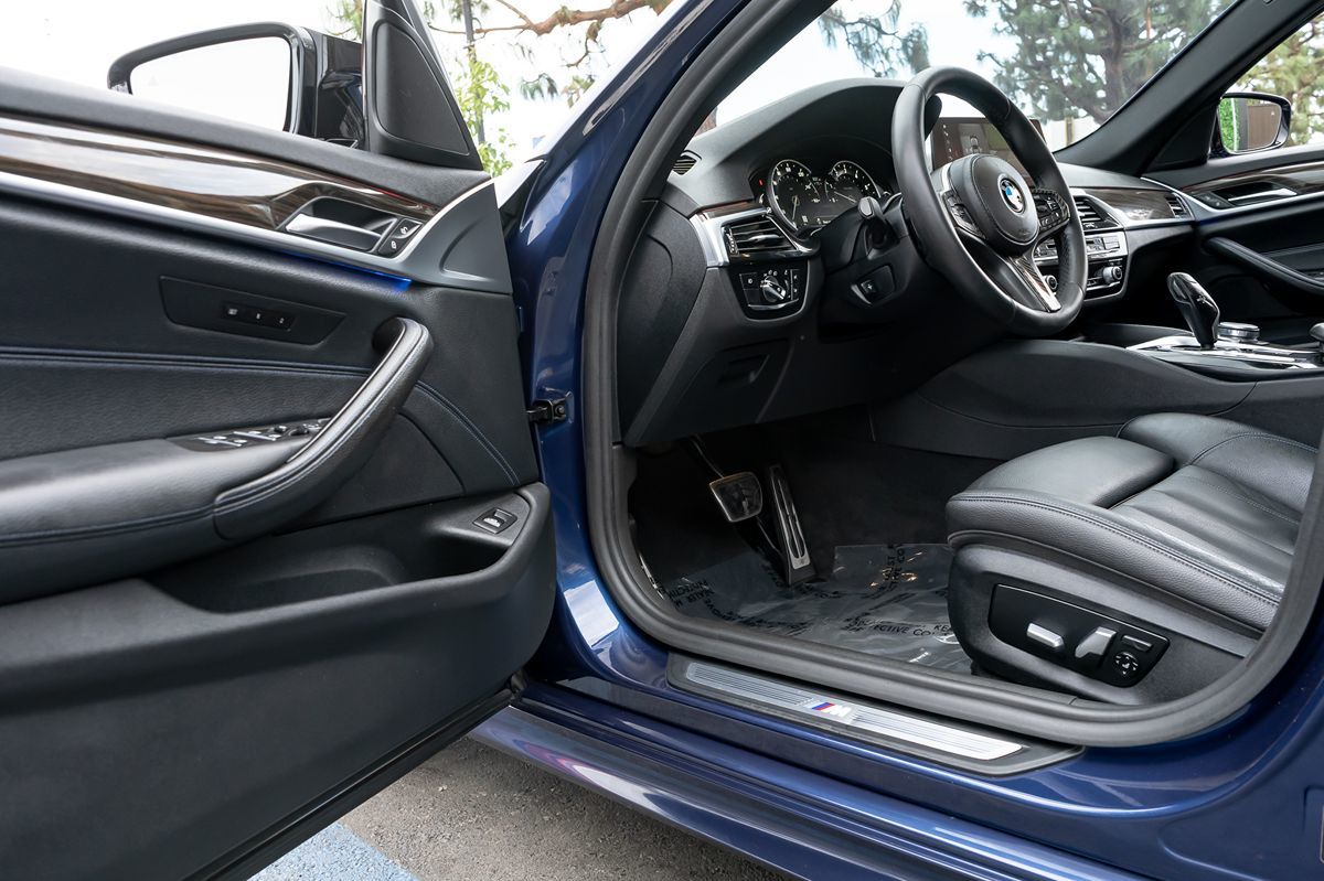 2019 Bmw 540i Sedan photo 13