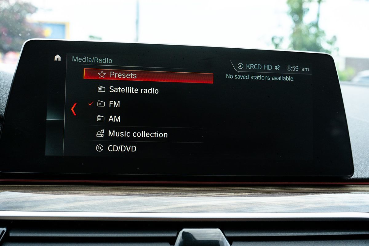 2019 Bmw 540i Sedan photo 32