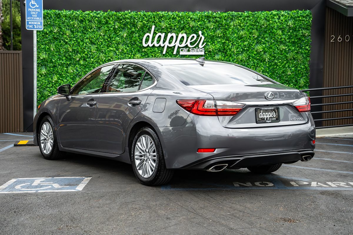 2016 Lexus ES 350 photo 7