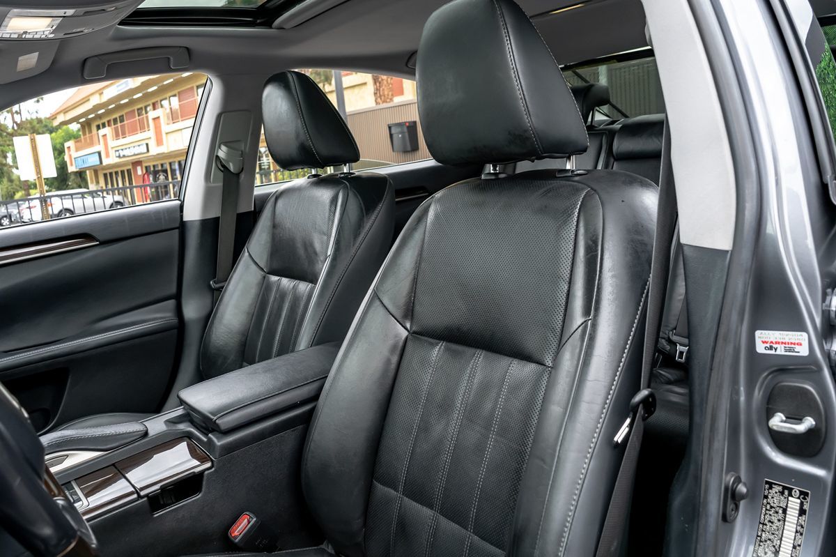 2016 Lexus ES 350 photo 11