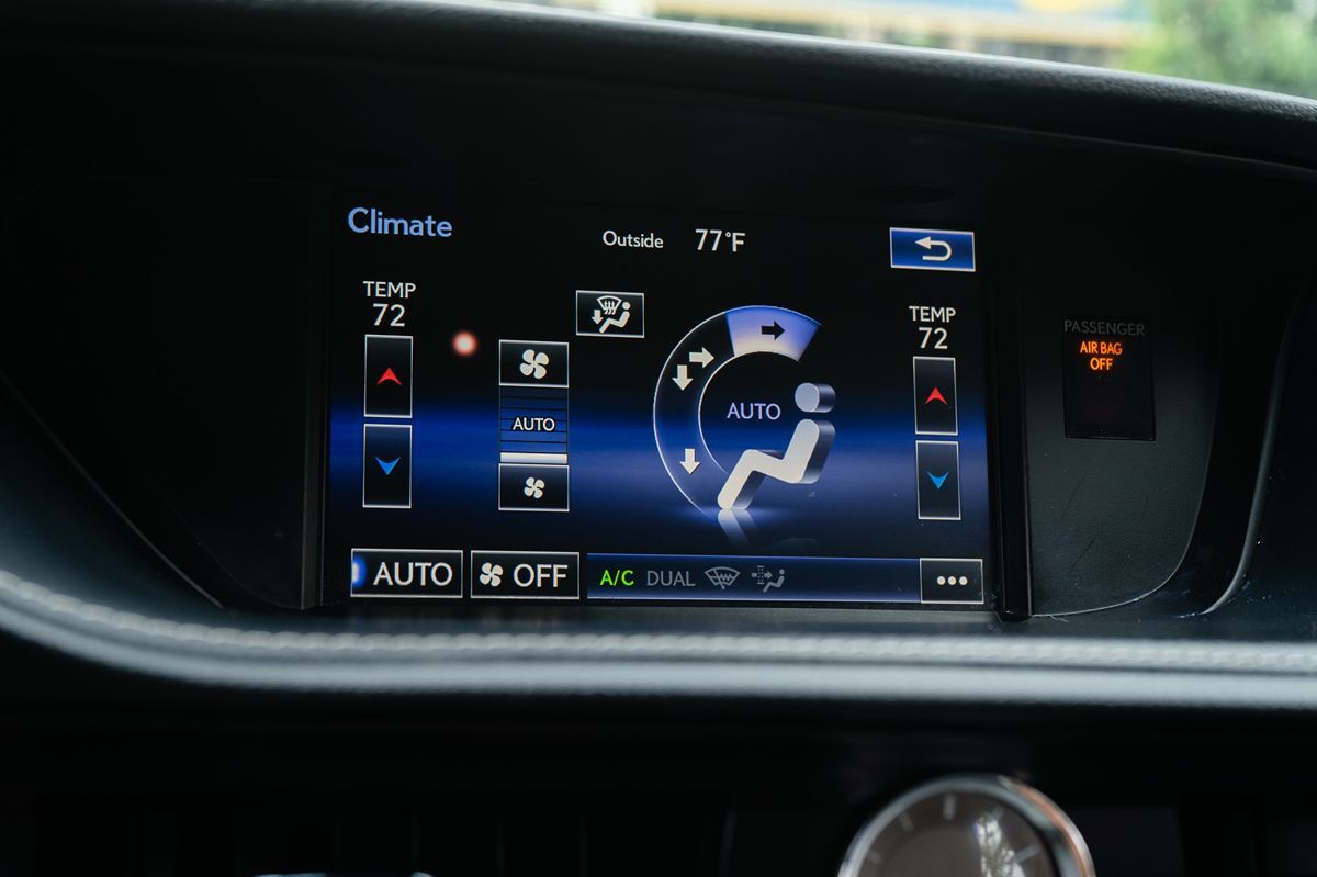2016 Lexus ES 350 photo 31
