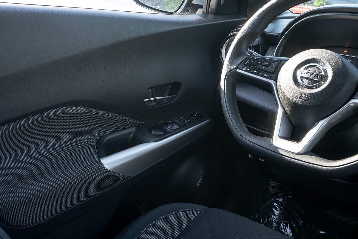 2018 Nissan Kicks SV photo 17