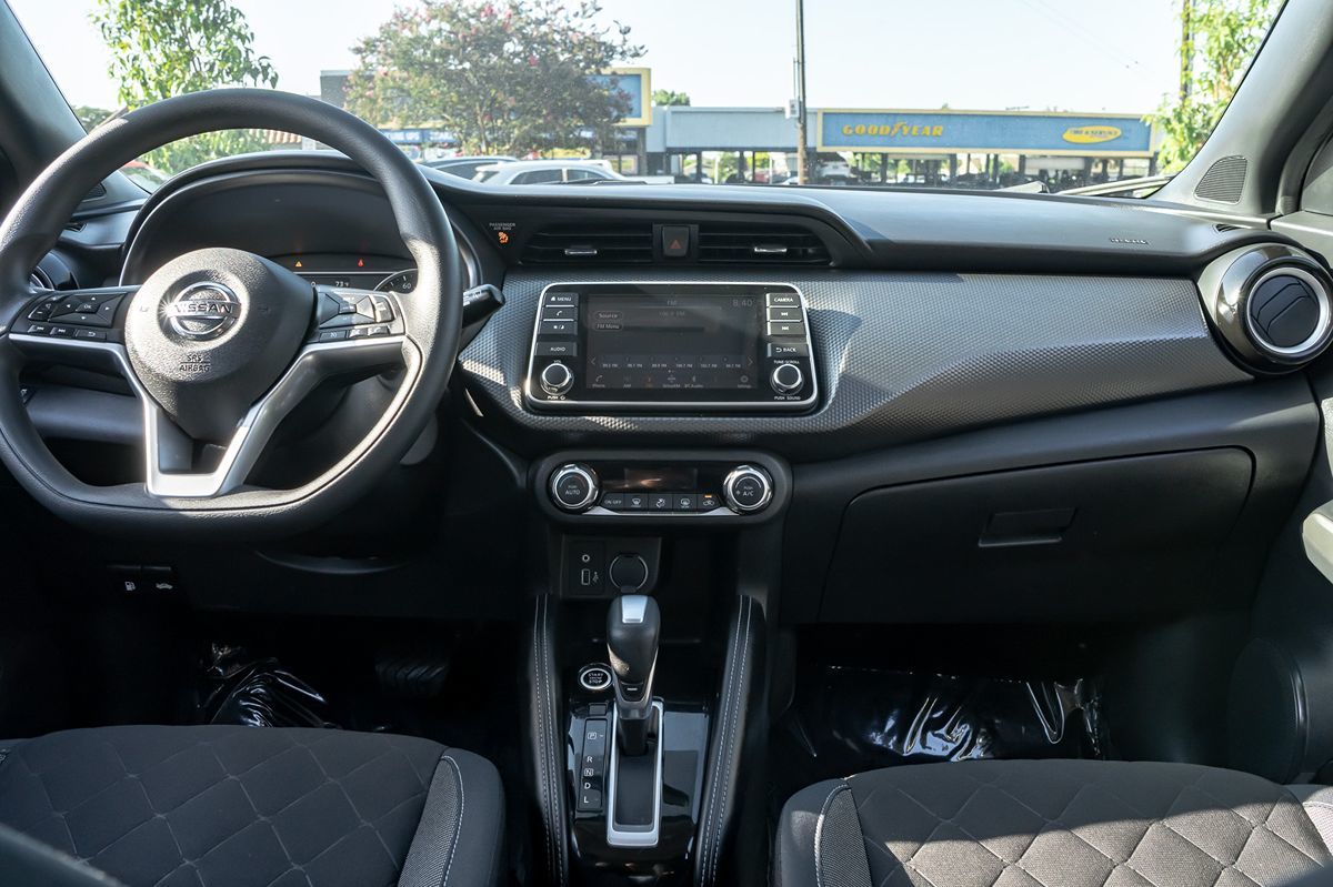 2018 Nissan Kicks SV photo 18