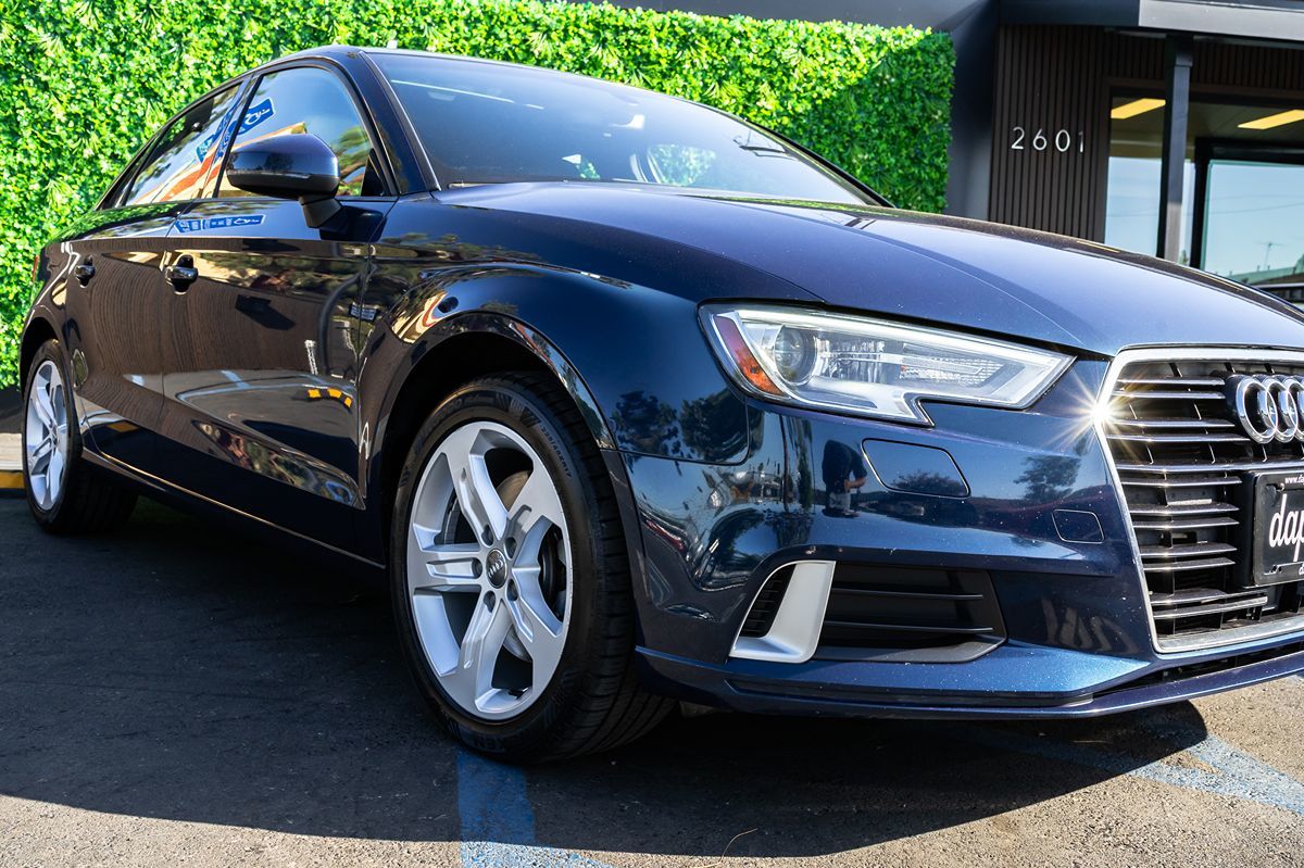 2018 Audi A3 Premium photo 4
