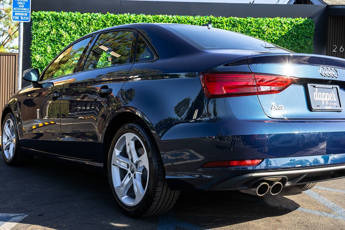 2018 Audi A3 Premium photo 8