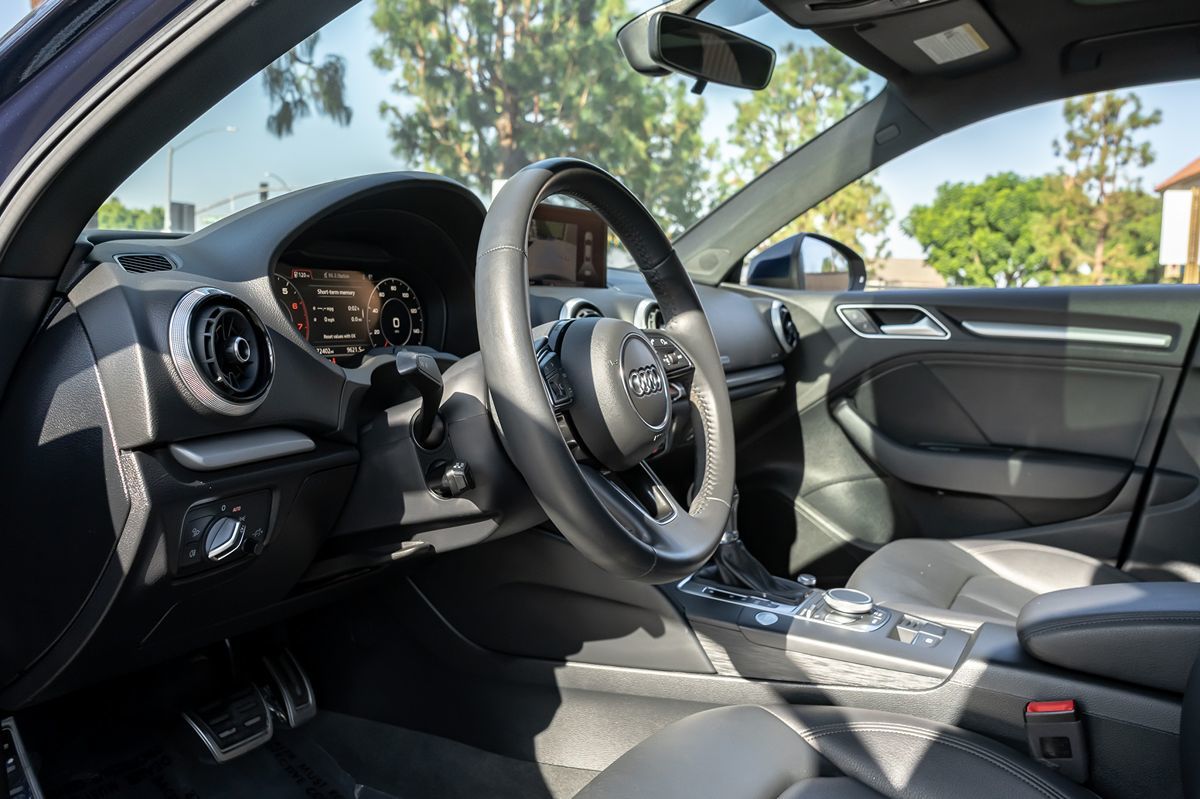 2018 Audi A3 Premium photo 9