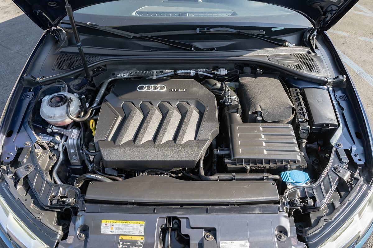 2018 Audi A3 Premium photo 17