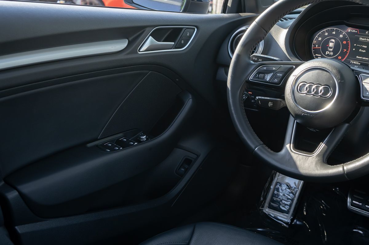 2018 Audi A3 Premium photo 18