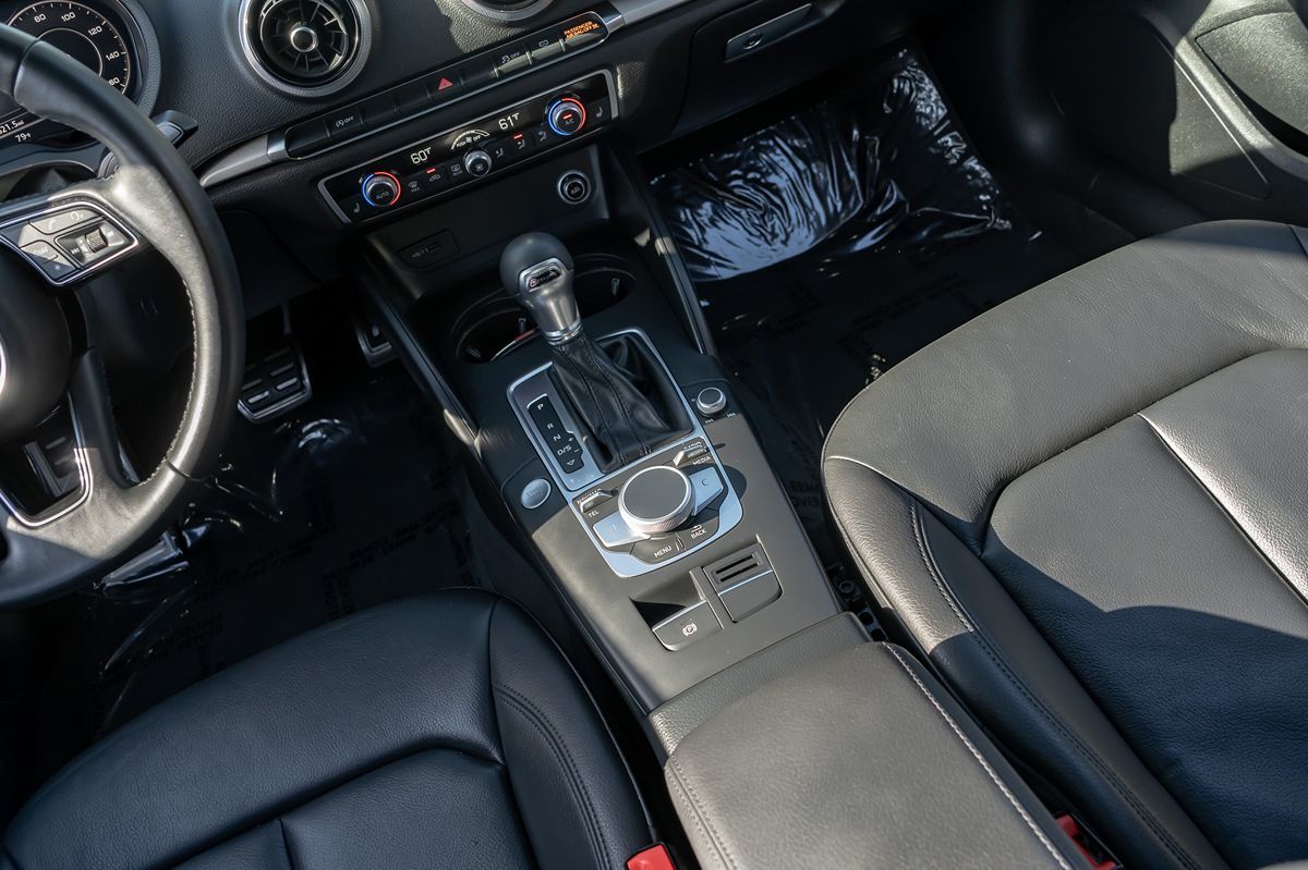 2018 Audi A3 Premium photo 20
