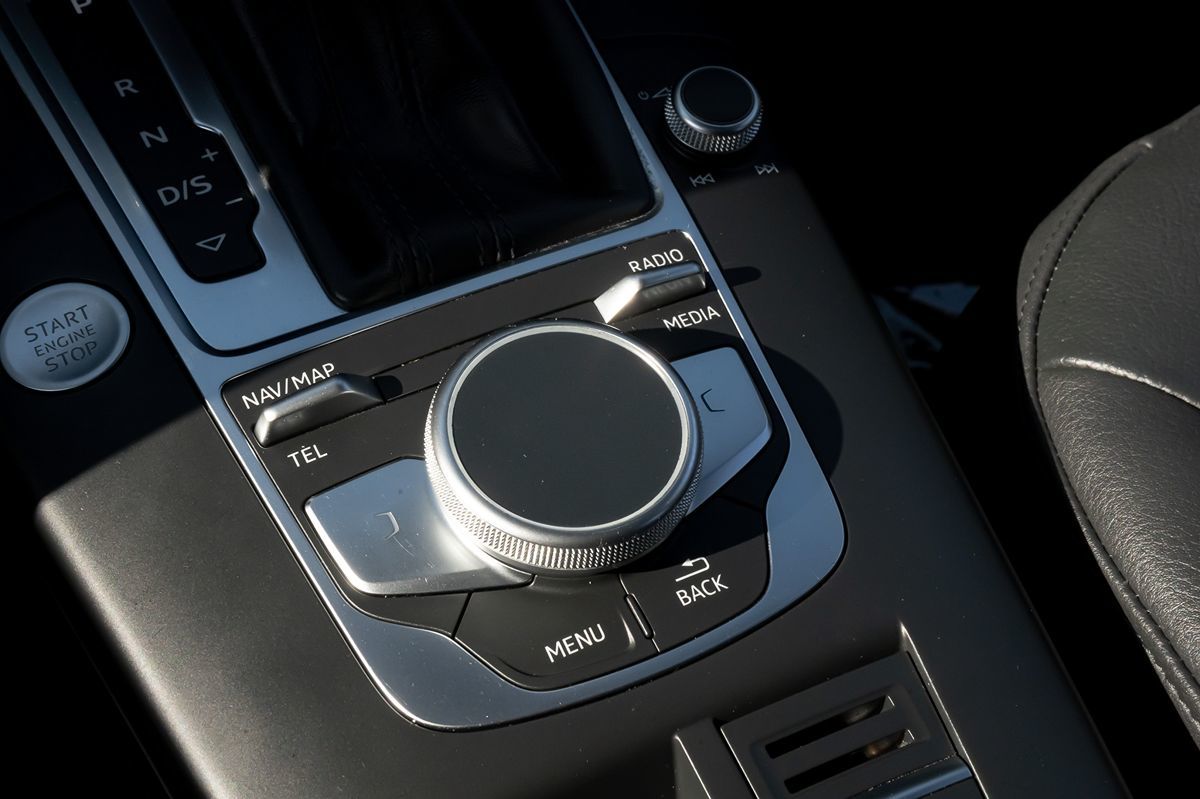 2018 Audi A3 Premium photo 28