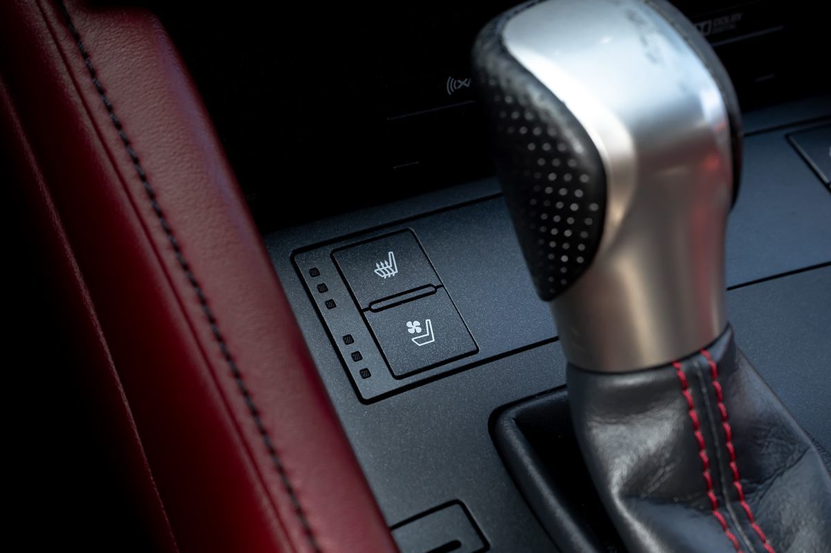 2015 Lexus RC 350 photo 28