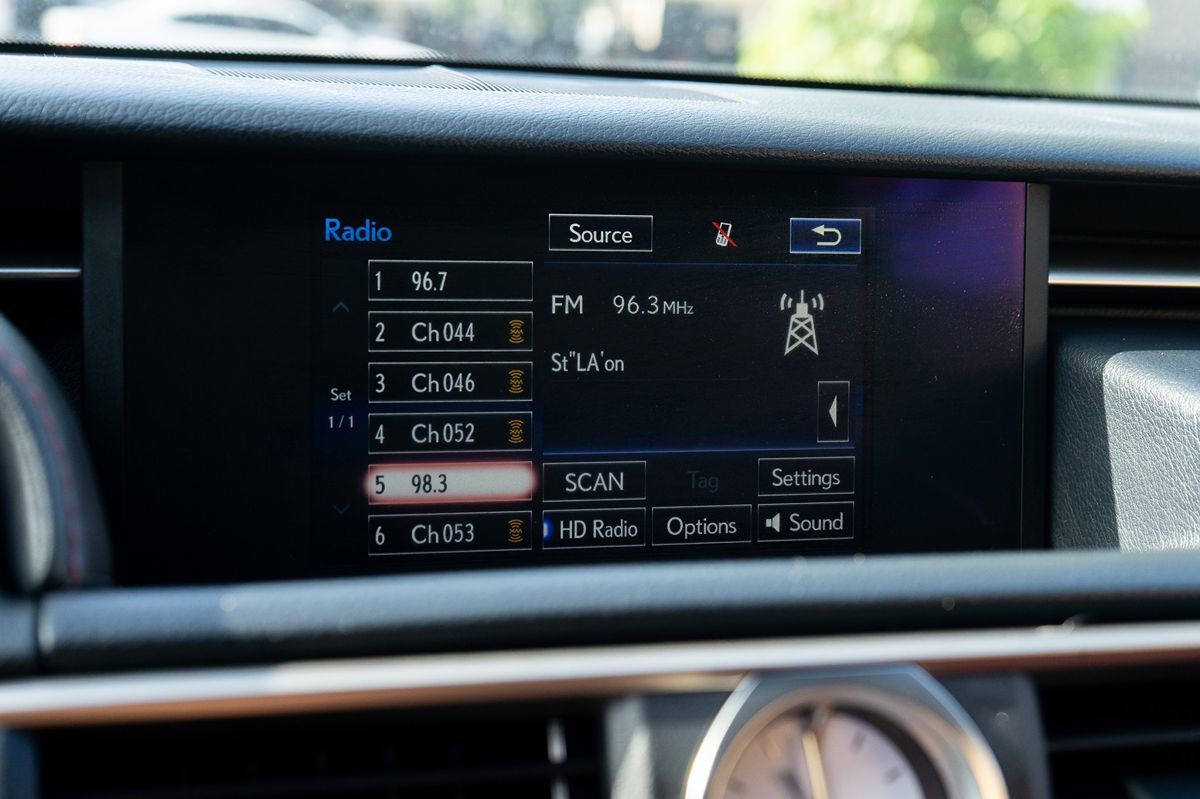 2015 Lexus RC 350 photo 36