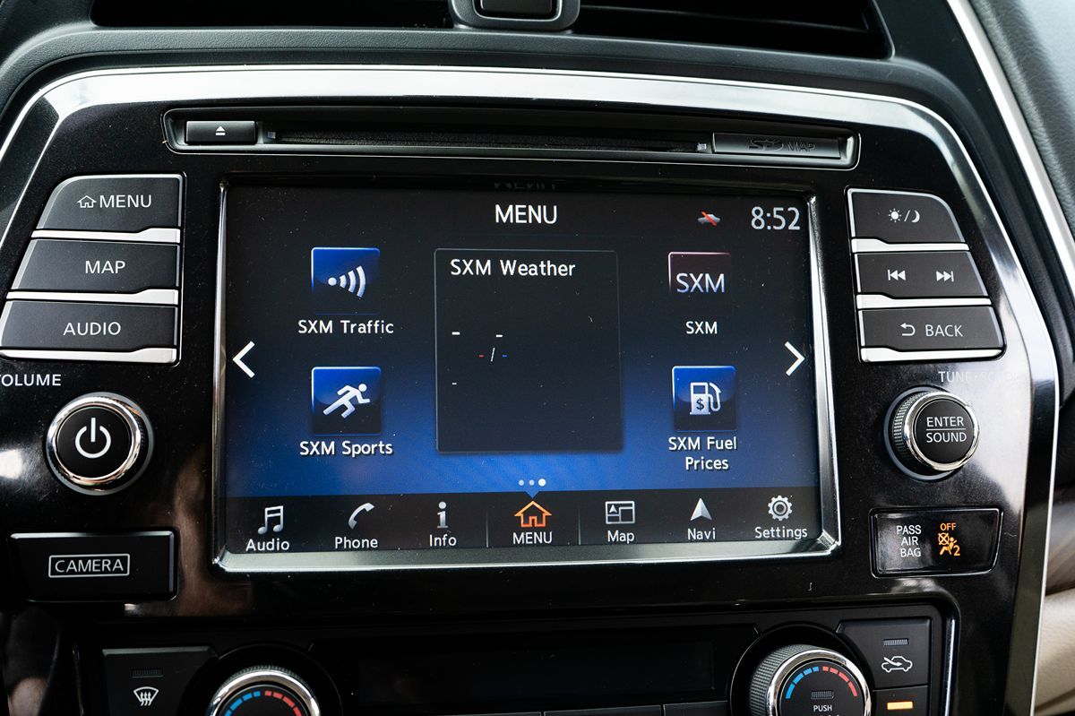 2017 Nissan Maxima Platinum photo 34