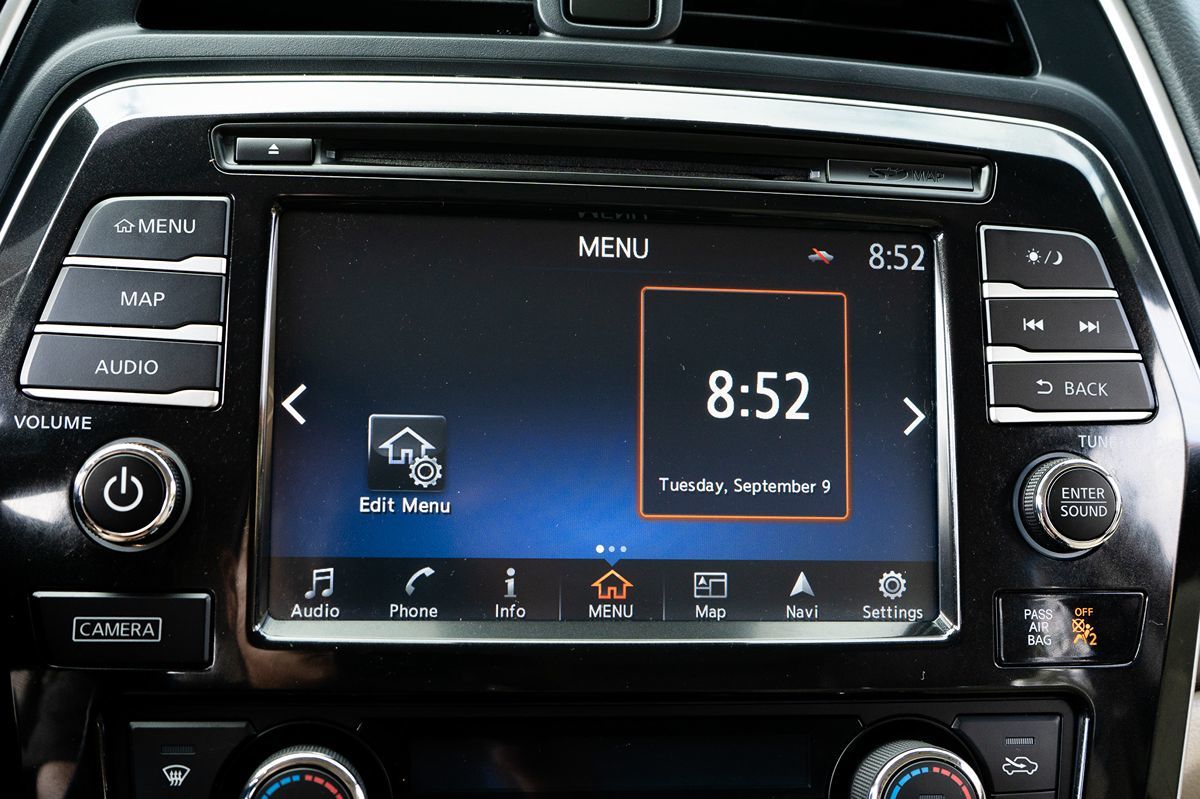 2017 Nissan Maxima Platinum photo 35