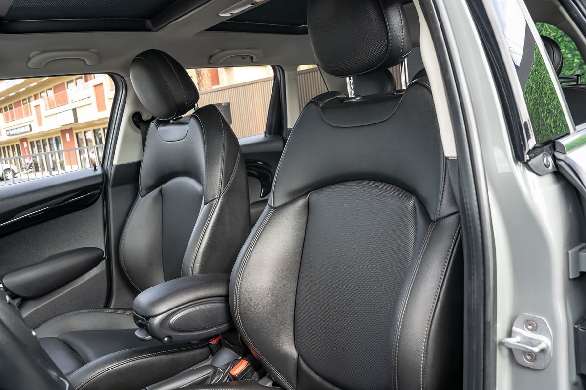 2019 Mini Cooper 4 Door Hardtop Signature photo 10