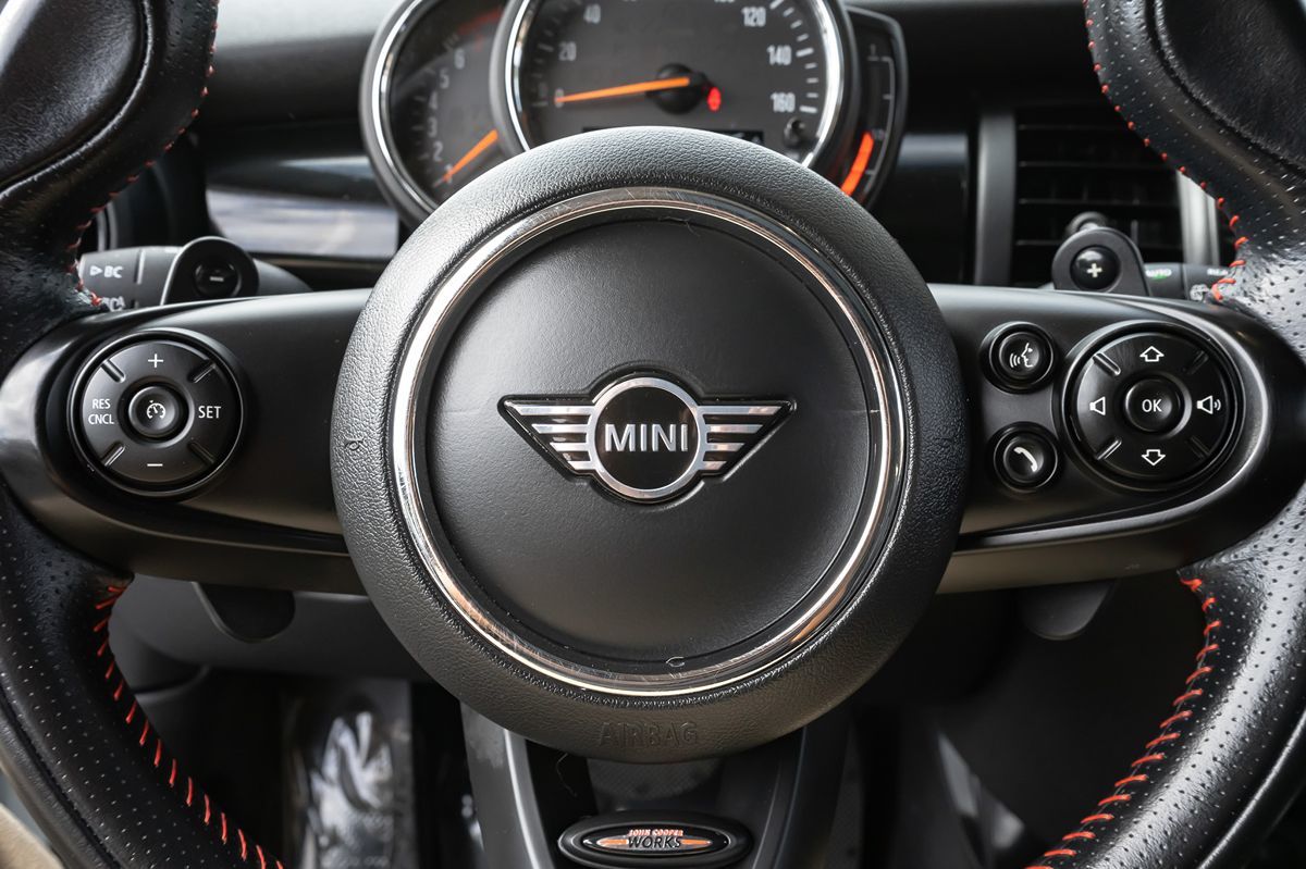 2019 Mini Cooper 4 Door Hardtop Signature photo 20