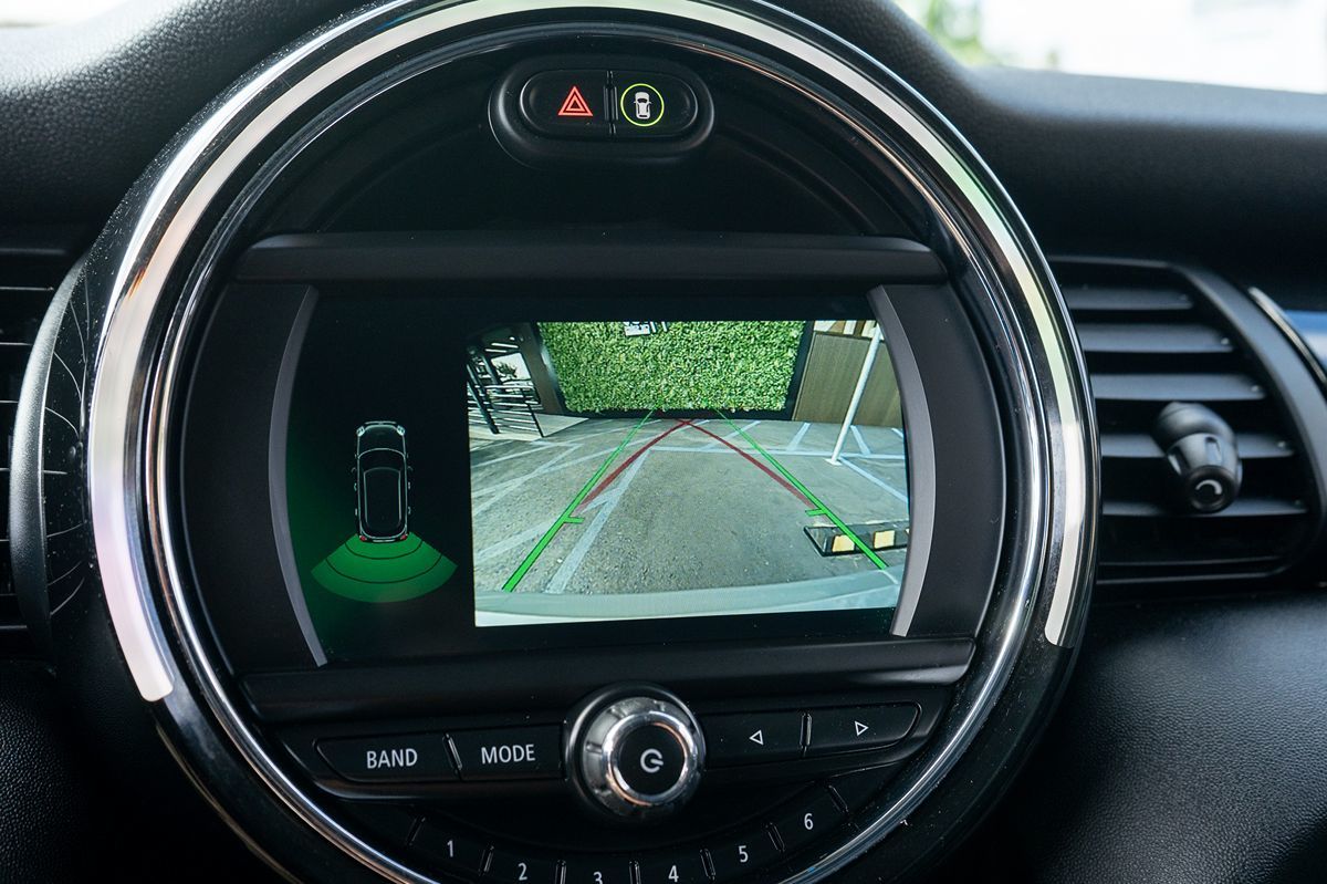 2019 Mini Cooper 4 Door Hardtop Signature photo 30