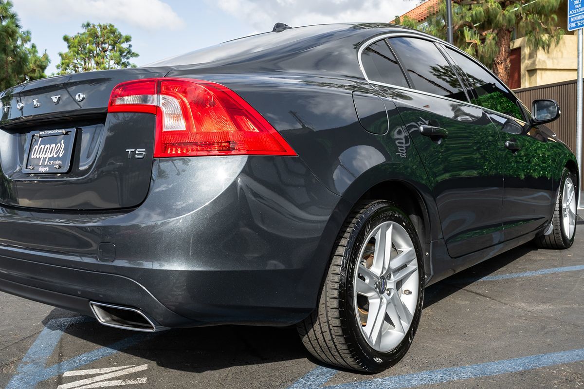 2015 Volvo S60 T5 Drive-E Premier photo 6
