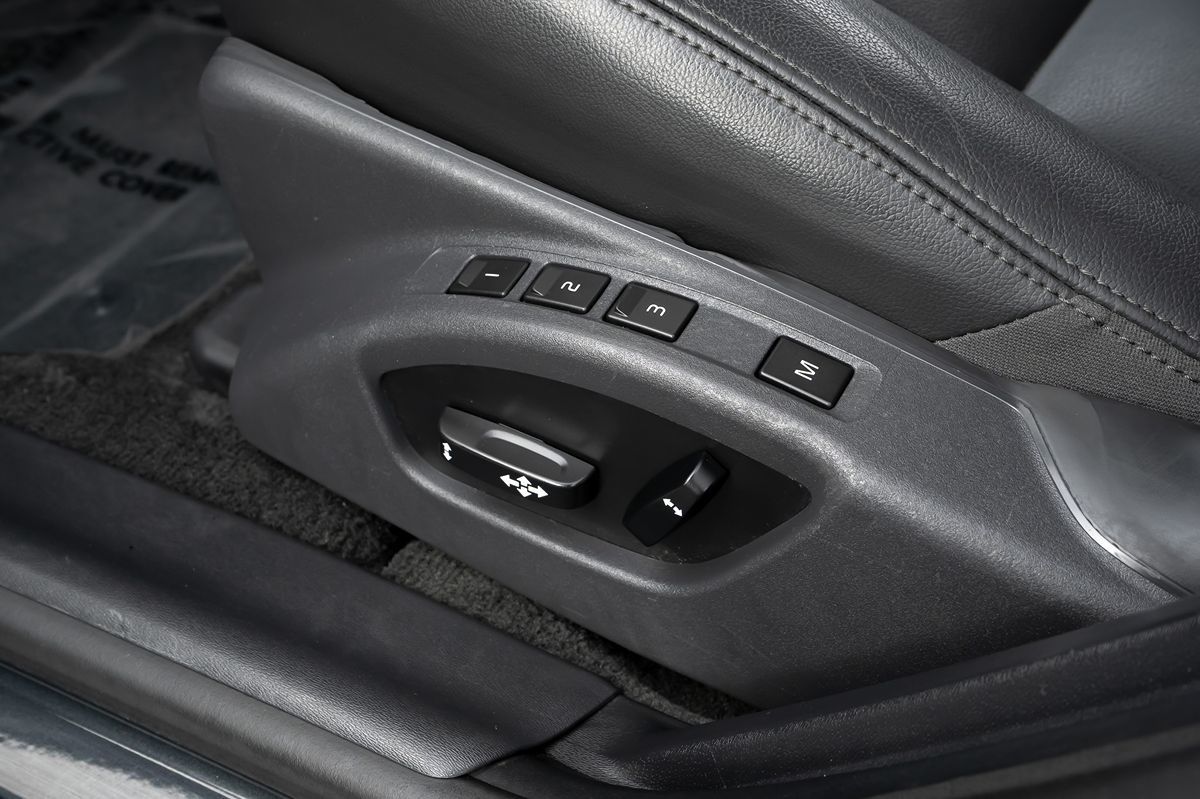 2015 Volvo S60 T5 Drive-E Premier photo 11