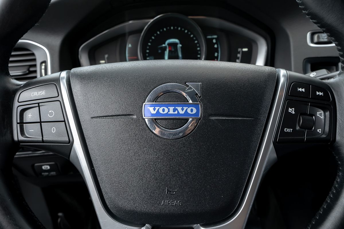2015 Volvo S60 T5 Drive-E Premier photo 24