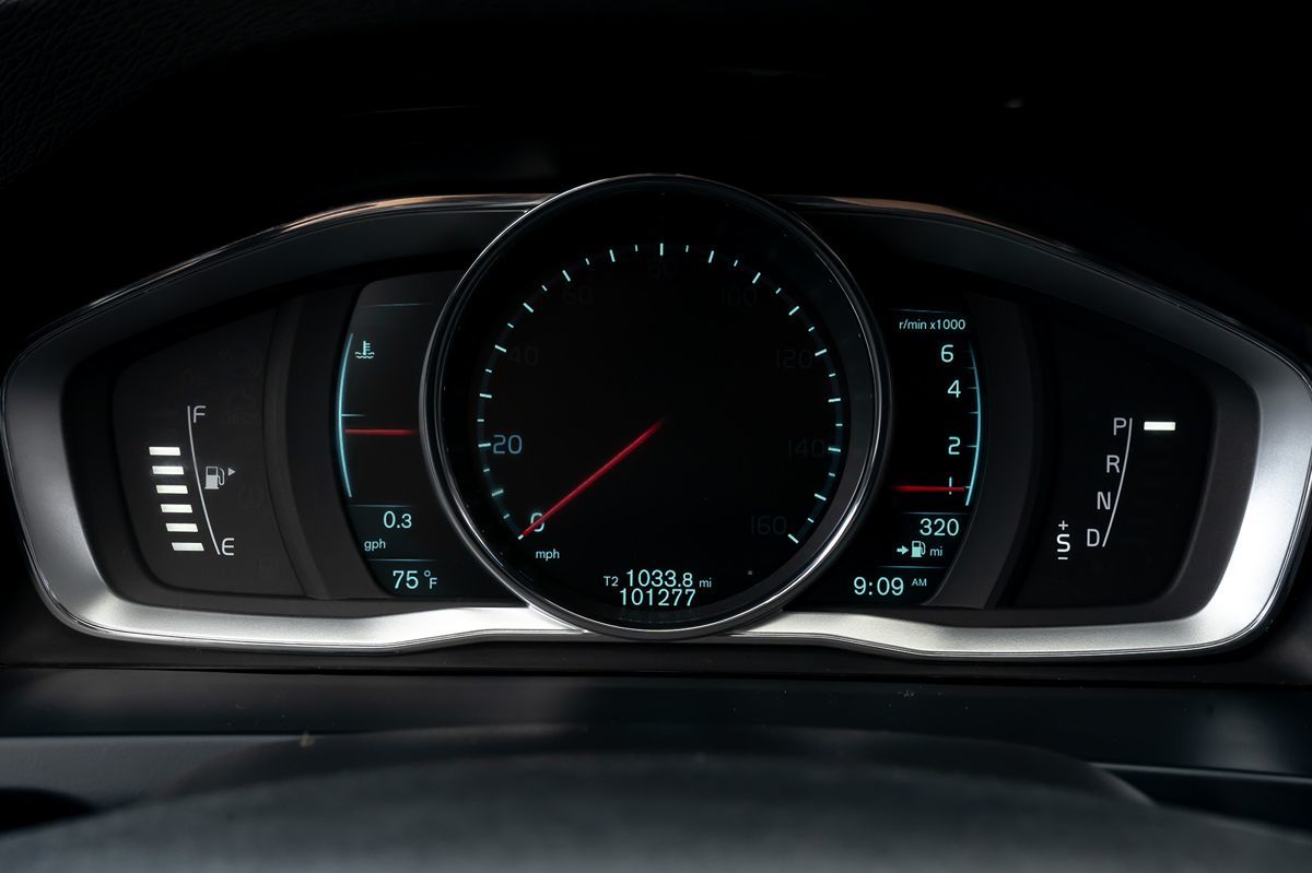 2015 Volvo S60 T5 Drive-E Premier photo 25