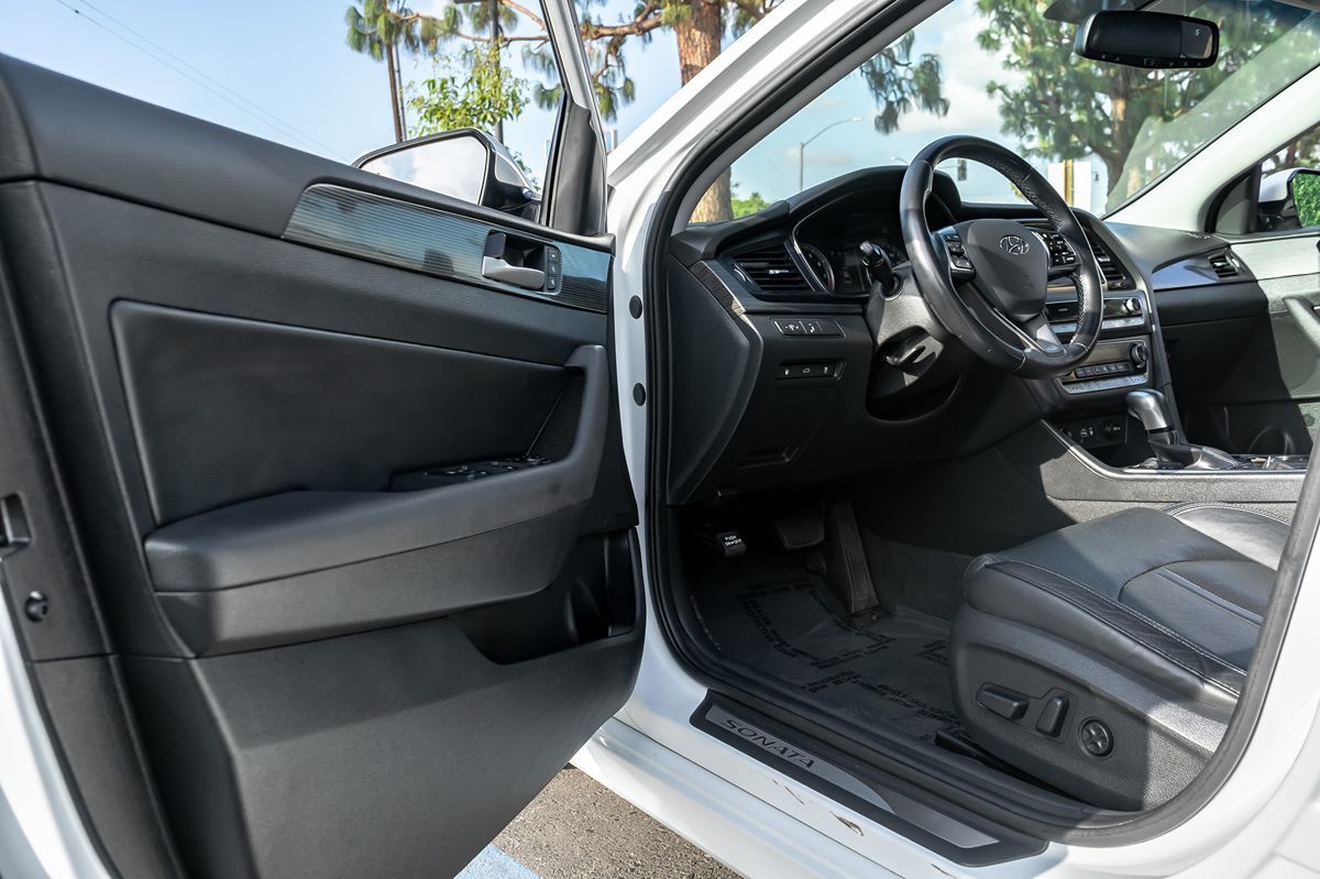 2018 Hyundai Sonata Limited photo 9
