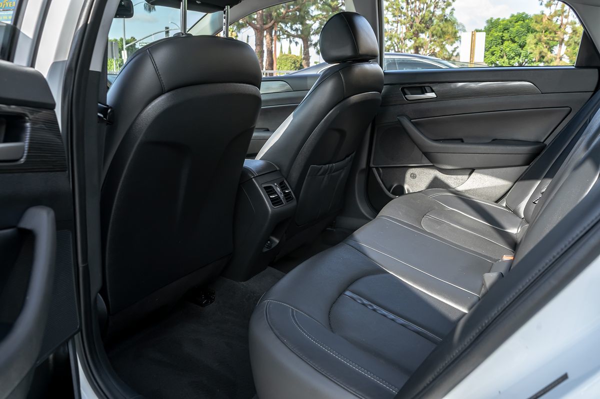 2018 Hyundai Sonata Limited photo 12
