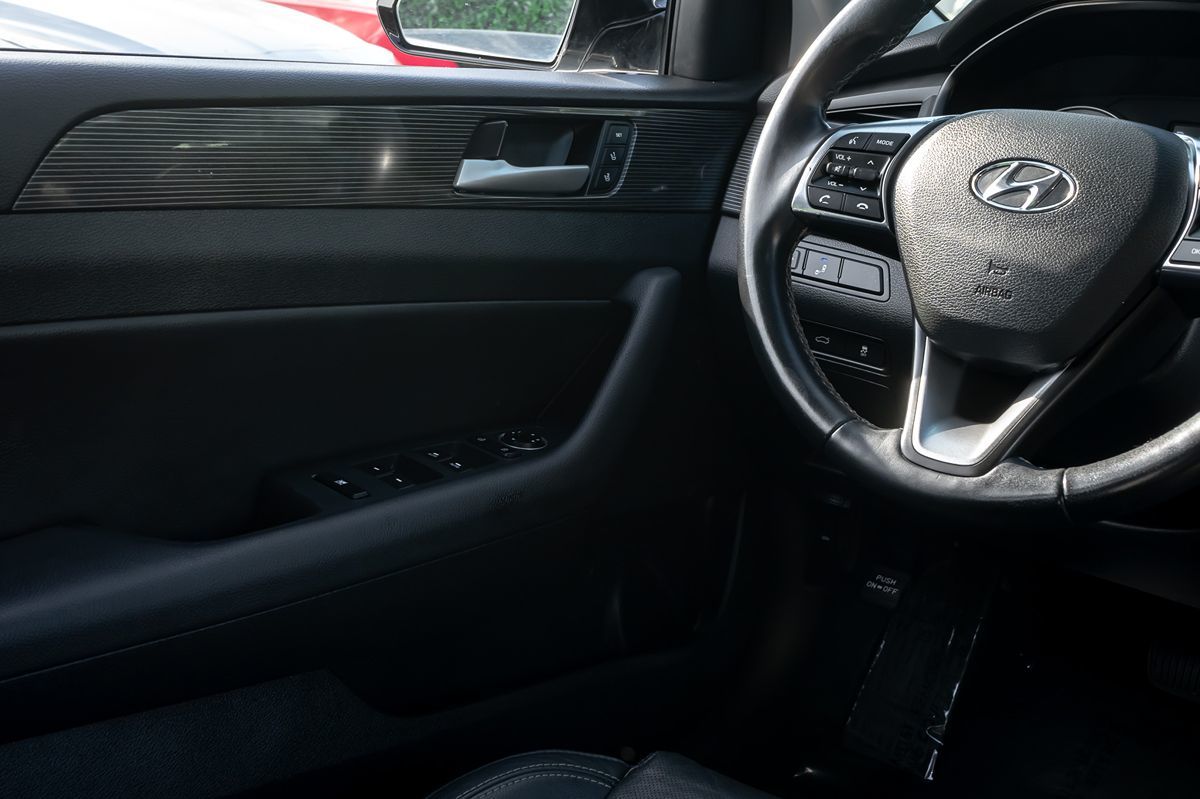 2018 Hyundai Sonata Limited photo 17