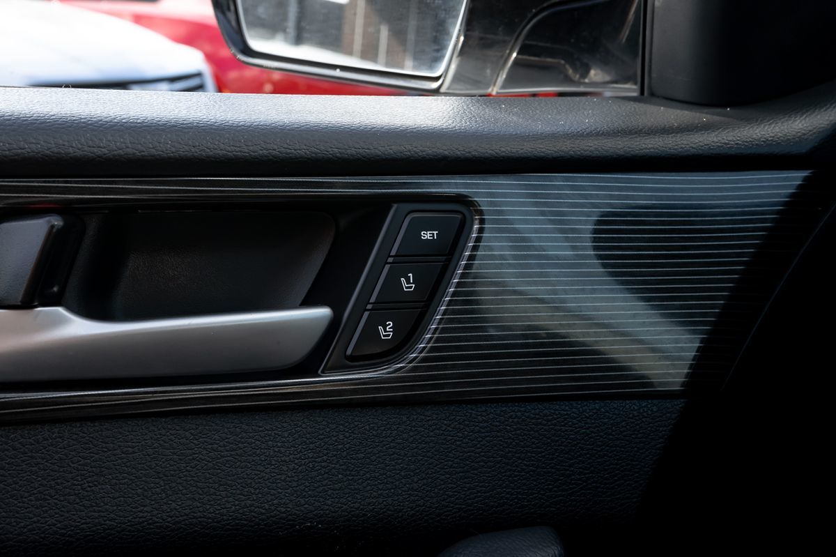 2018 Hyundai Sonata Limited photo 25