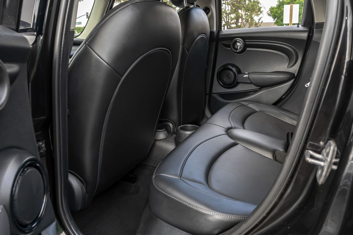 2018 Mini Cooper 4 Door Hardtop photo 12