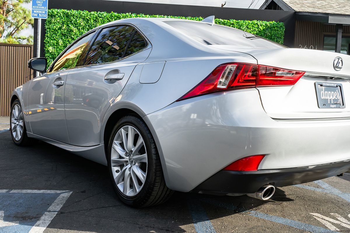 2015 Lexus IS 250 photo 8