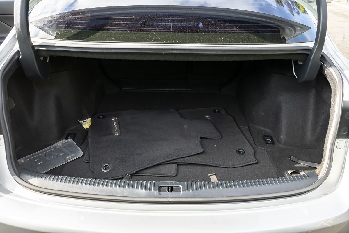 2015 Lexus IS 250 photo 16