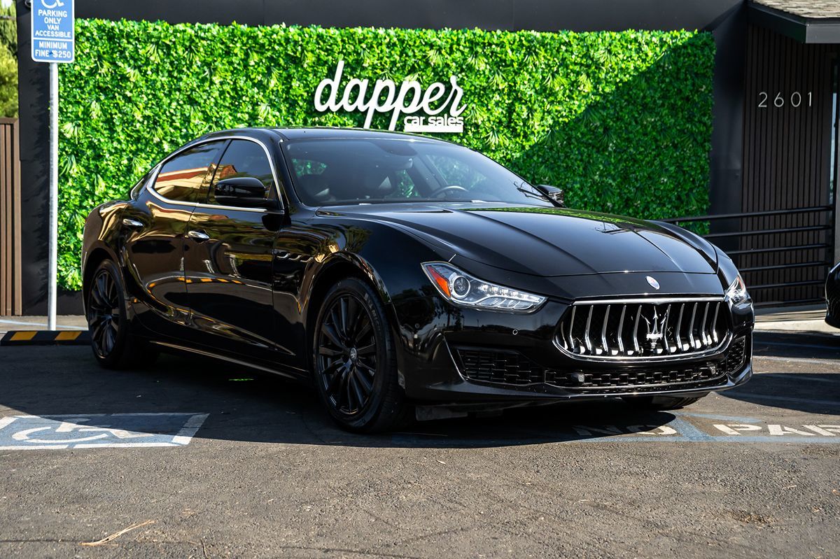2020 Maserati Ghibli photo 3