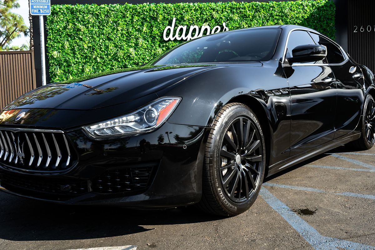 2020 Maserati Ghibli photo 2