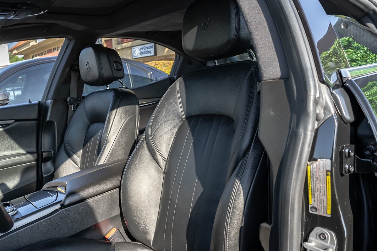 2020 Maserati Ghibli photo 11