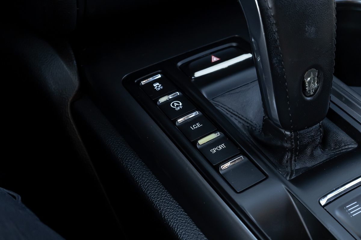 2020 Maserati Ghibli photo 26