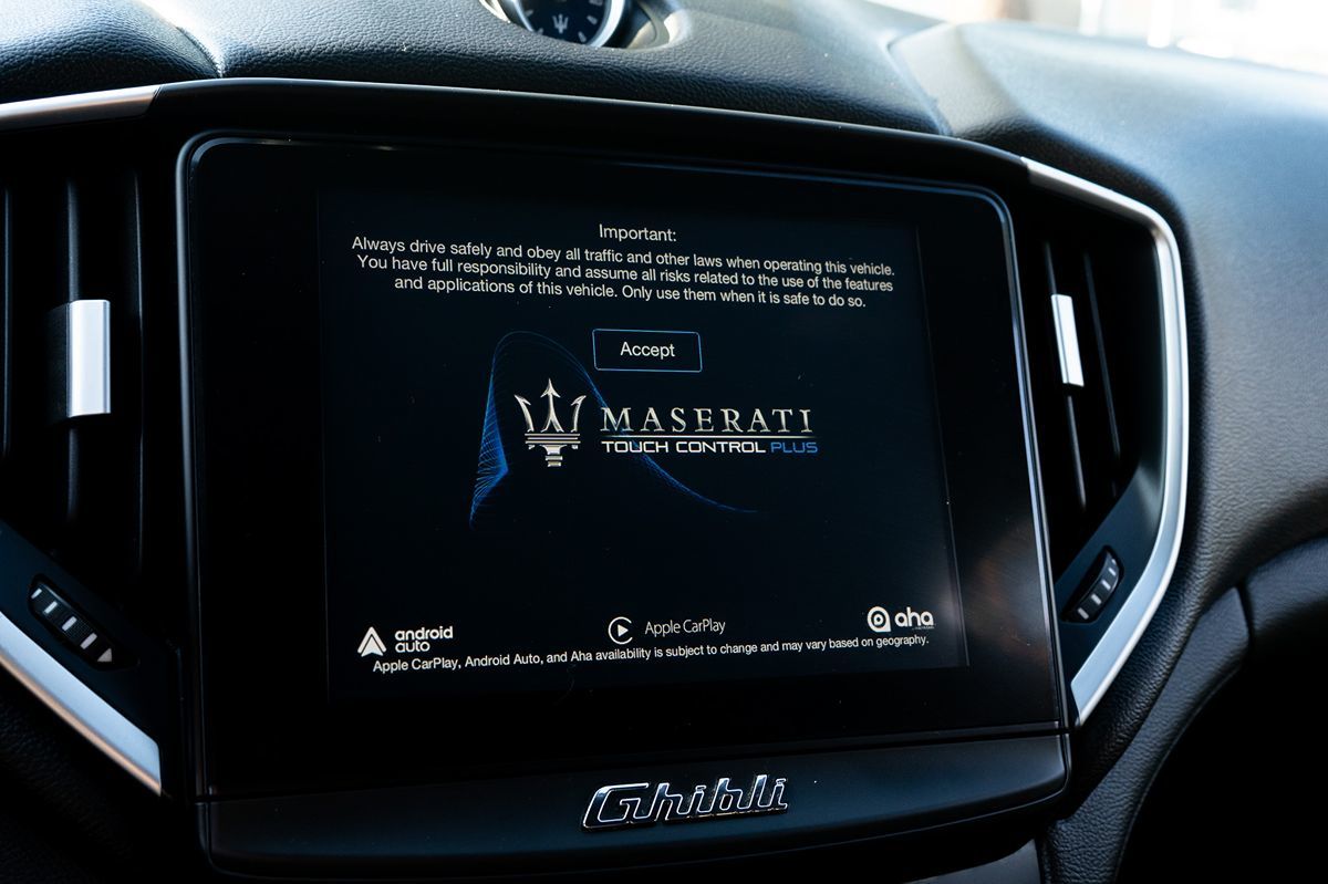 2020 Maserati Ghibli photo 27