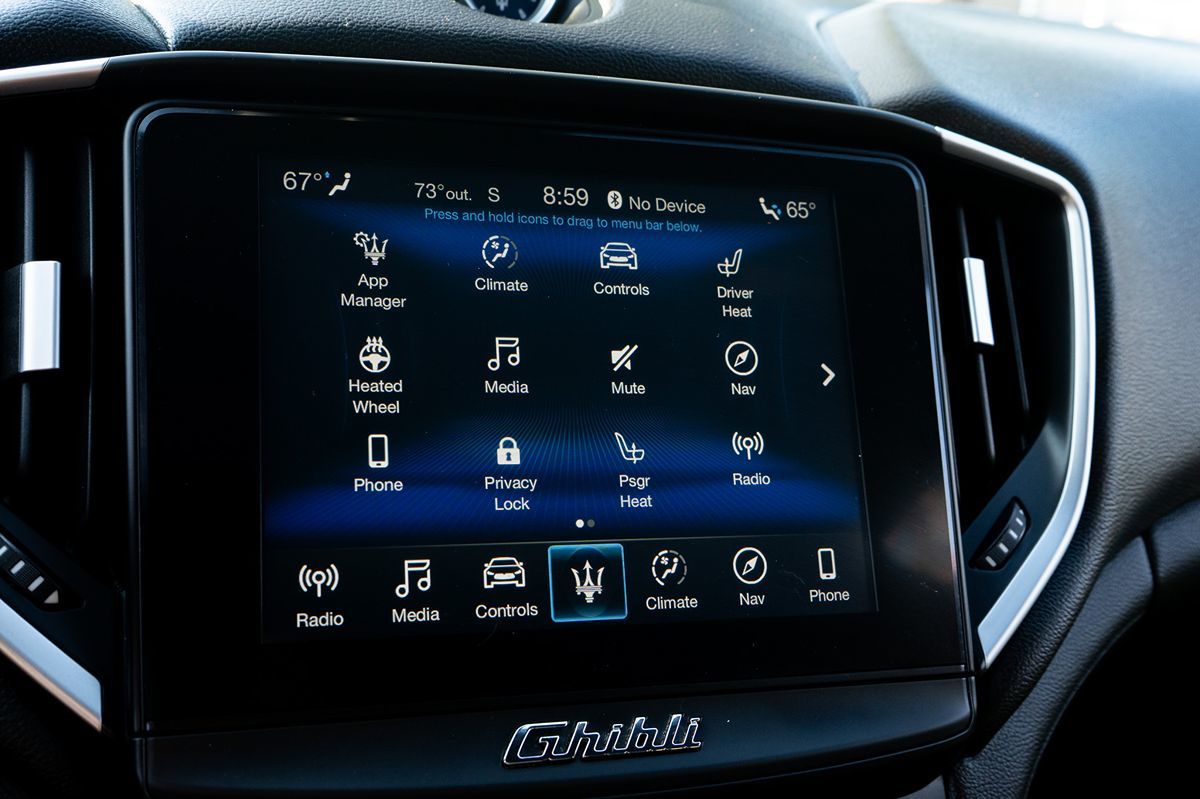 2020 Maserati Ghibli photo 31