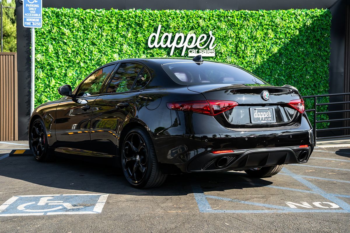 2019 Alfa Romeo Giulia Ti photo 8