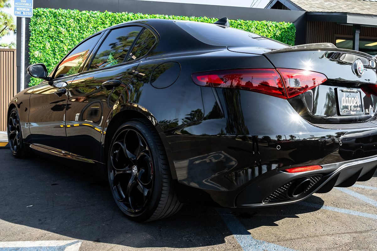 2019 Alfa Romeo Giulia Ti photo 9