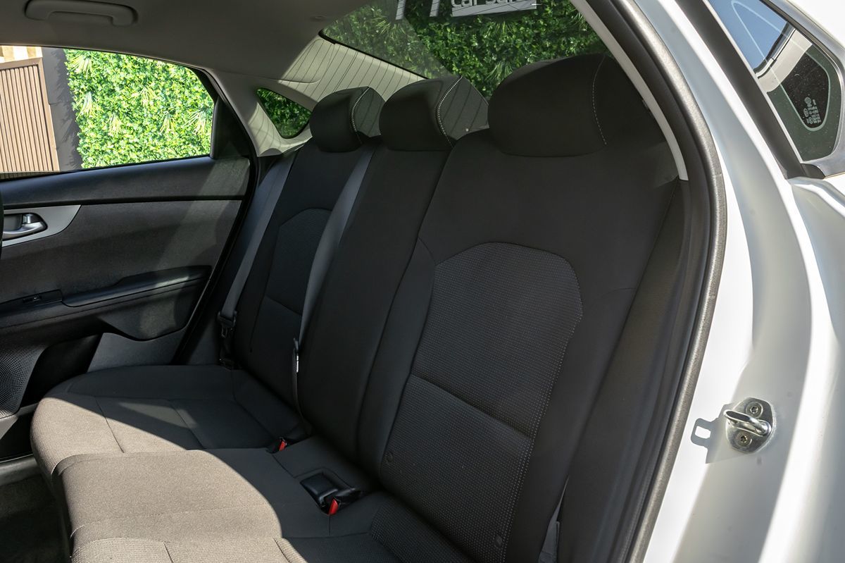 2020 Kia Forte LXS photo 13