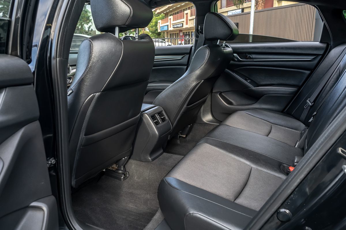 2020 Honda Accord Sport 2.0T photo 13