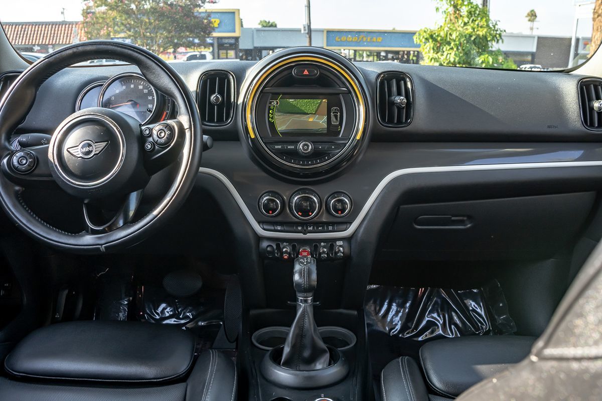 2018 Mini Countryman S photo 17