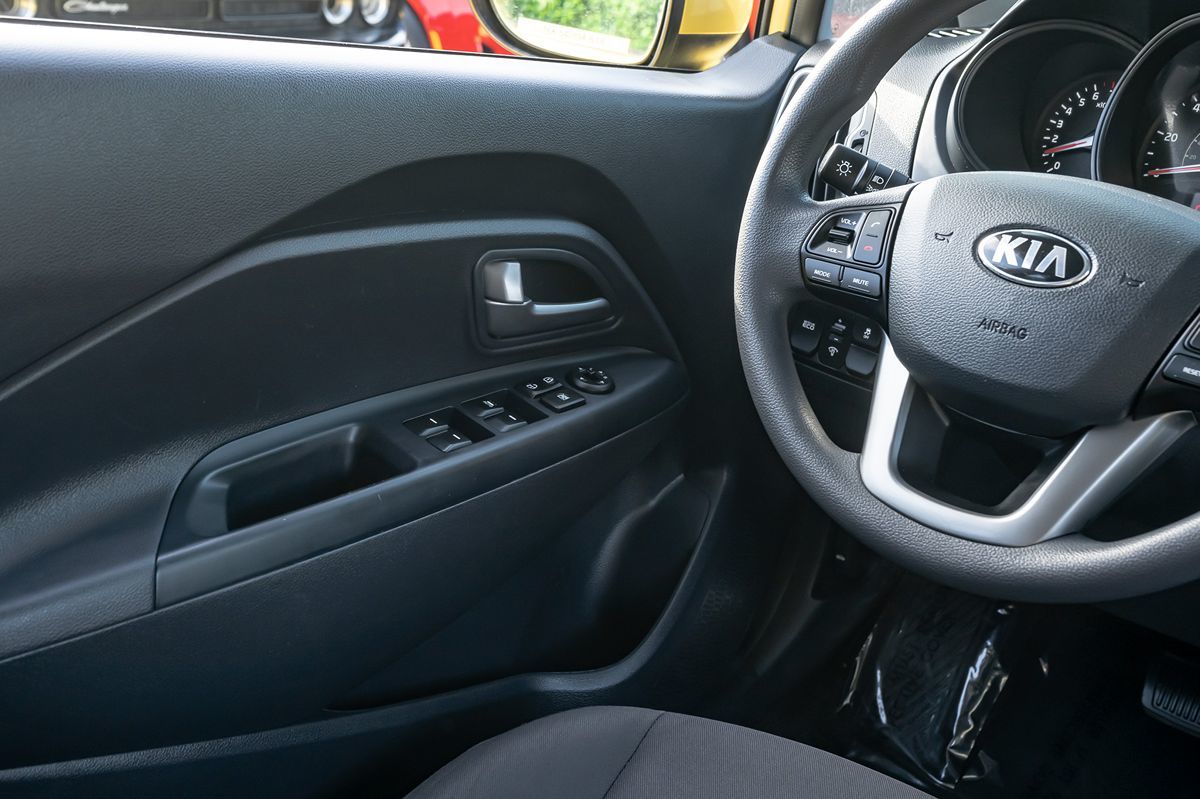2016 Kia Rio LX photo 17