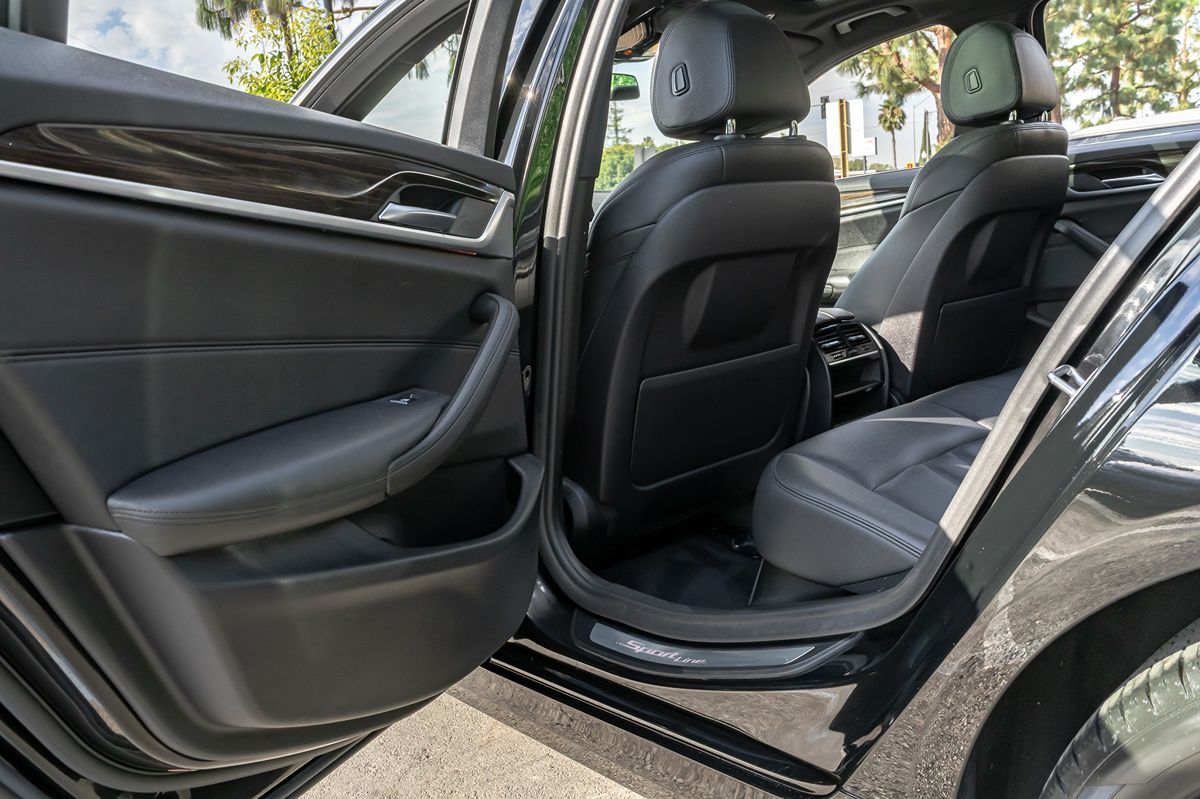 2019 Bmw 530i Sedan photo 14