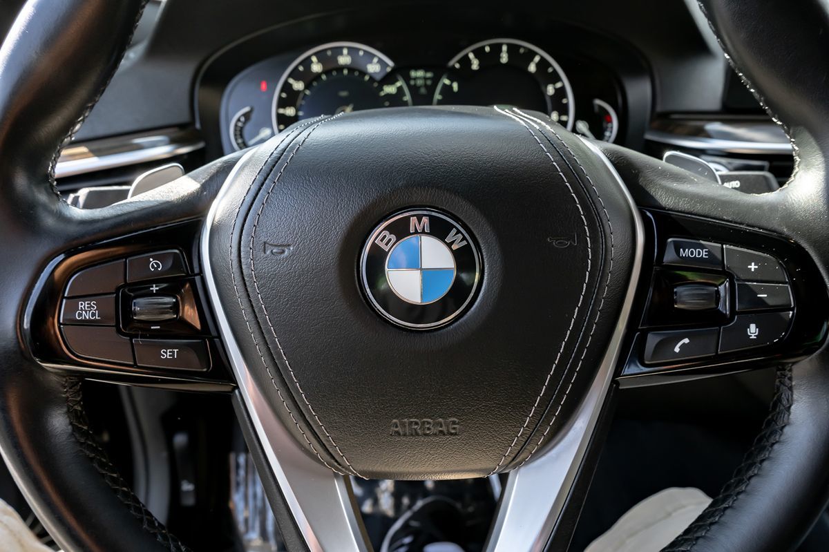 2019 Bmw 530i Sedan photo 25