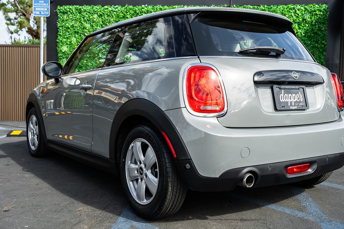 2019 Mini Cooper 2 Door Hardtop Signature photo 5