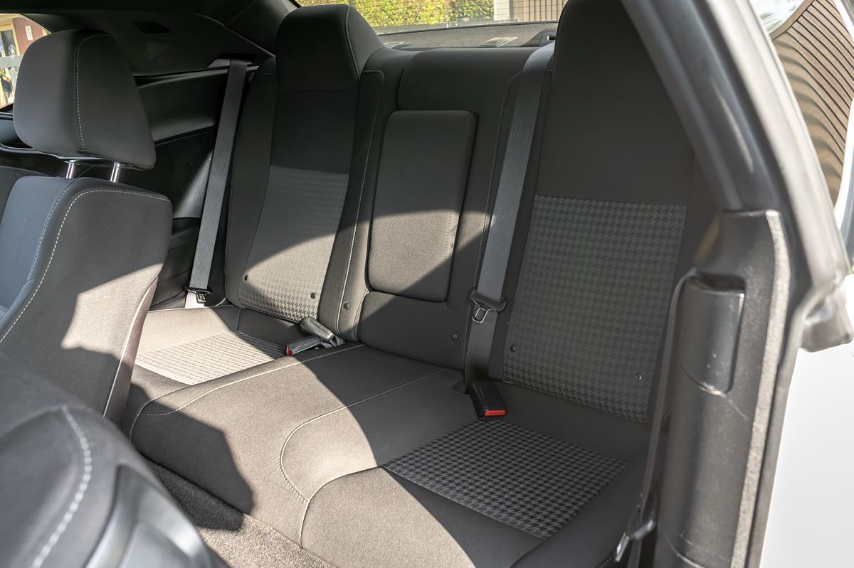 2019 Dodge Challenger R/T photo 13
