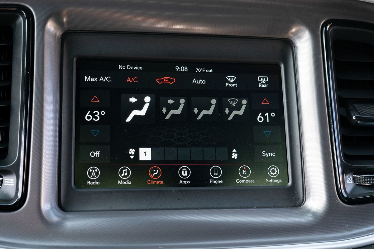 2019 Dodge Challenger R/T photo 26
